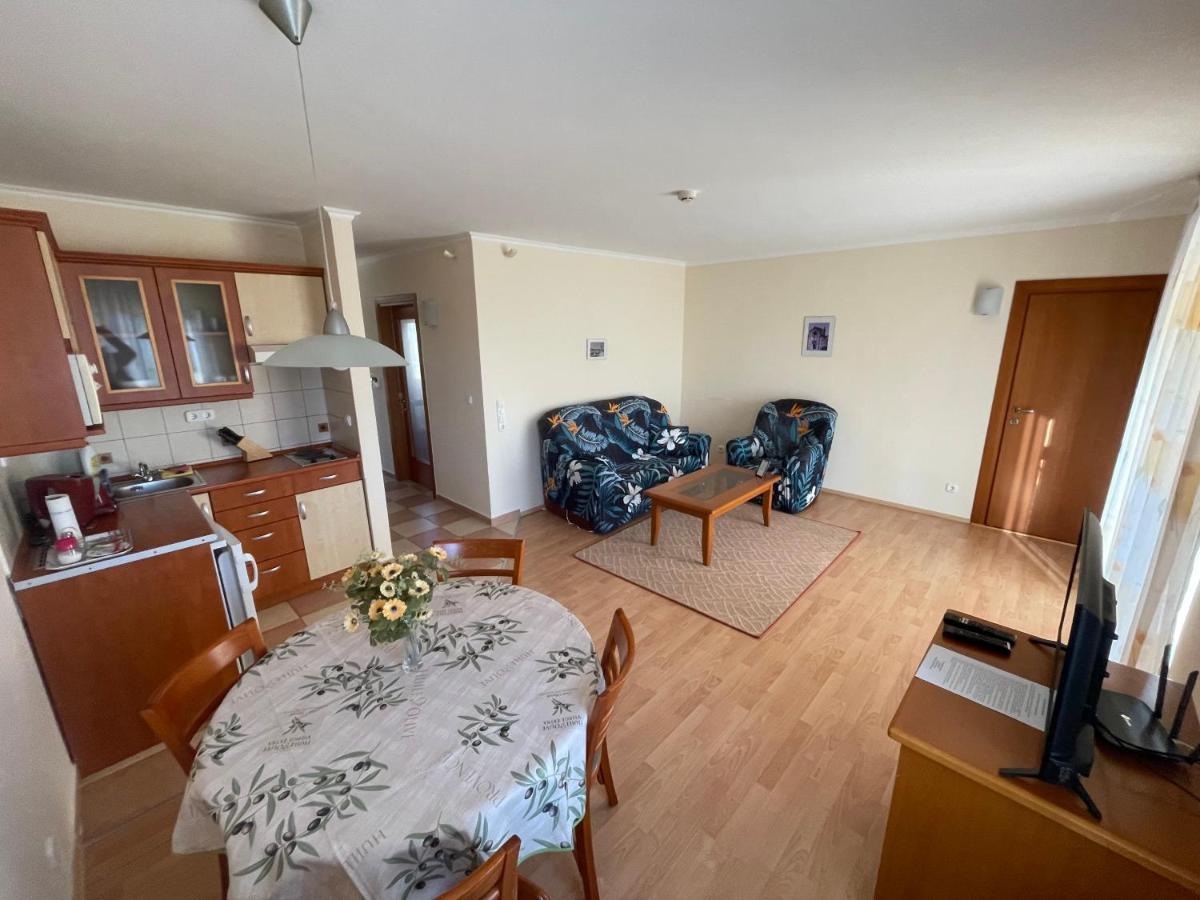 Garda Apartmanház Hévíz Exterior foto