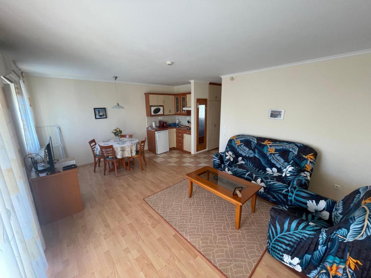 Garda Apartmanház Hévíz Exterior foto