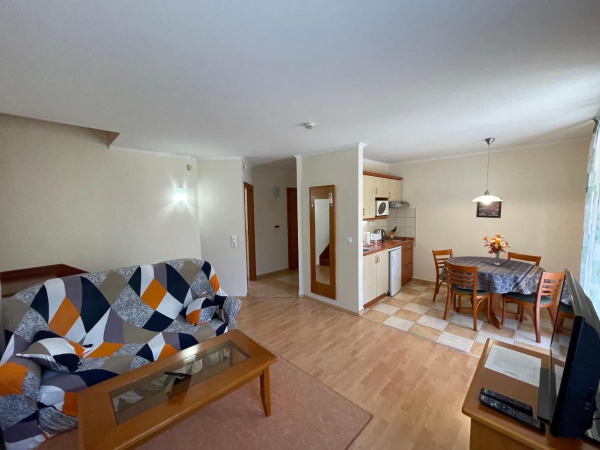 Garda Apartmanház Hévíz Exterior foto