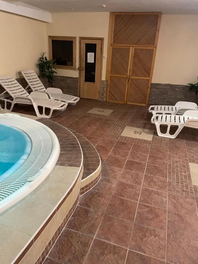 Garda Apartmanház Hévíz Exterior foto