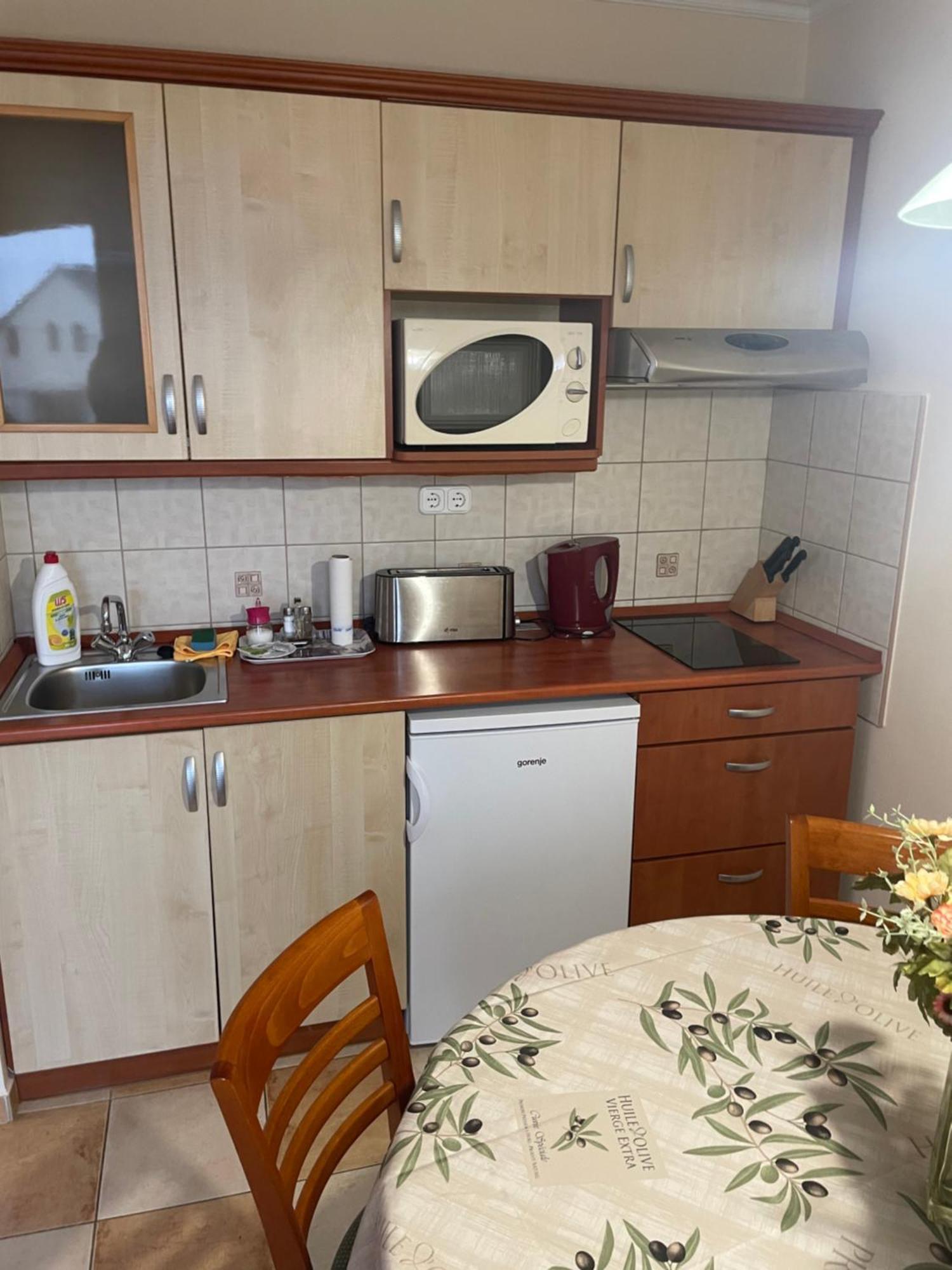 Garda Apartmanház Hévíz Habitación foto