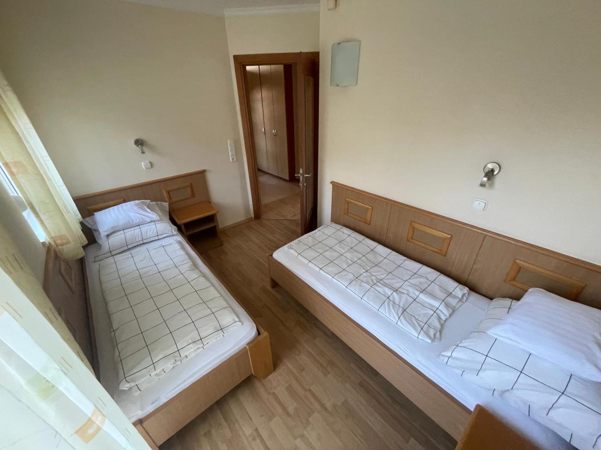 Garda Apartmanház Hévíz Habitación foto